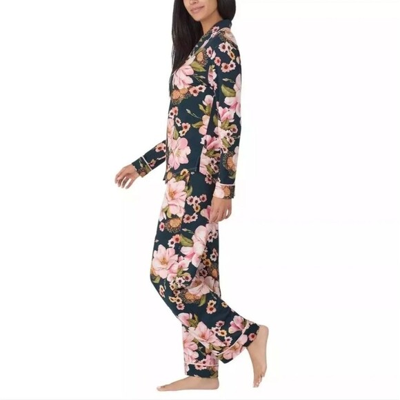 Room Service Women's XXL Stretch Jersey Knit 2pc Collared Pajama Set Floral NWT - Picture 3 of 11